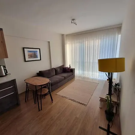 Appartement Comfy Close To Airport